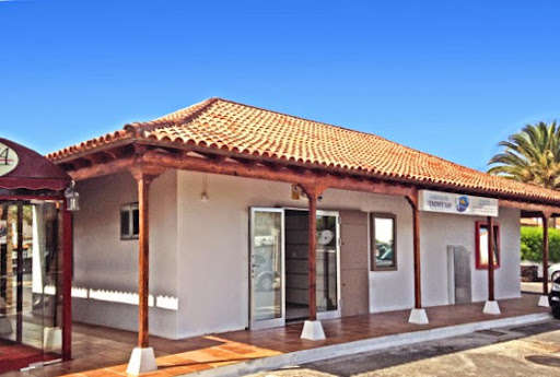 Clinica Dental Tenerife Sur en Santa Cruz de Tenerife, Santa Cruz de Tenerife