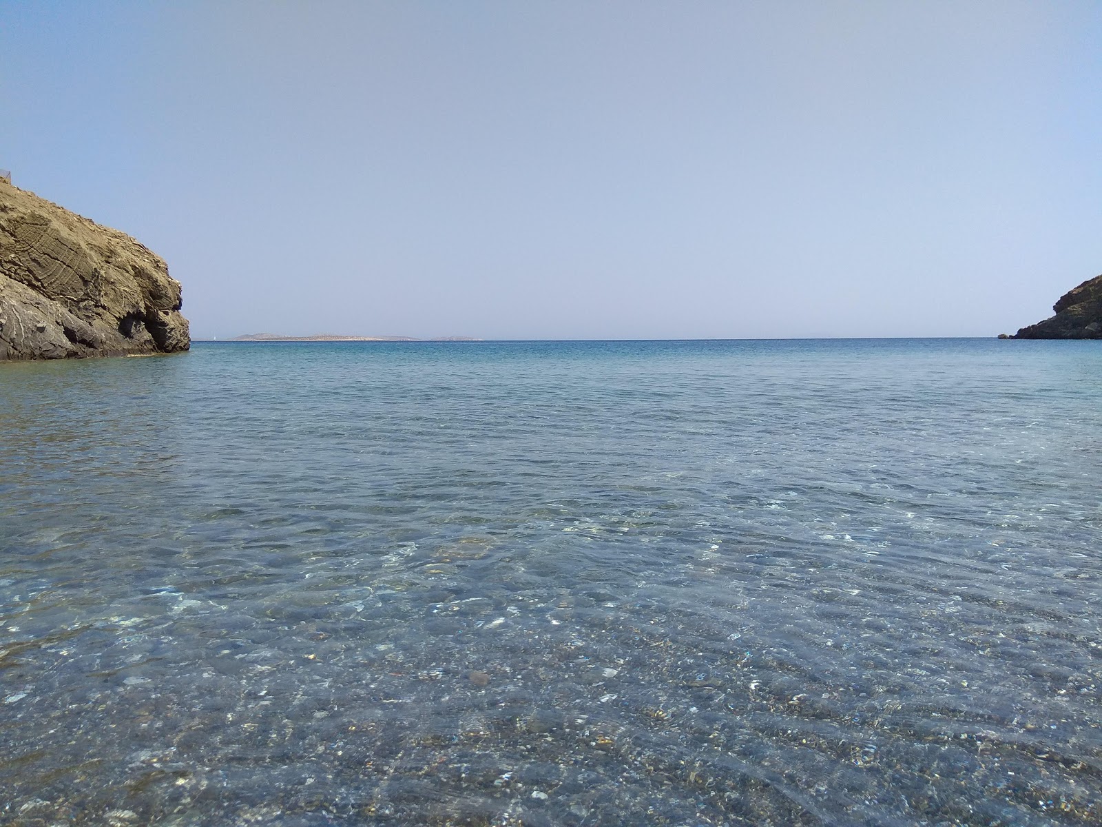 Fotografija Votsalo beach z modra čista voda površino