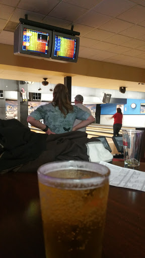 Bowling Alley «Four Seasons Bowling Center», reviews and photos, 322 SW Washington St, Hillsboro, OR 97123, USA