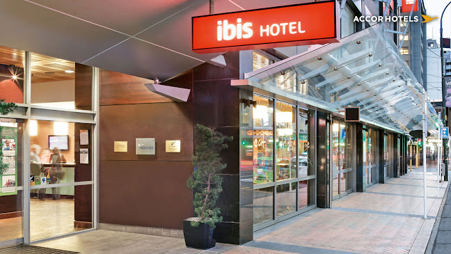 Comments and reviews of ibis Wellington