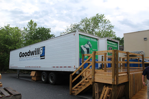 Thrift Store «Goodwill Retail Store», reviews and photos