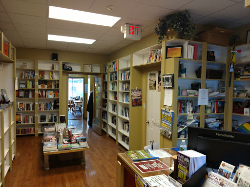 Dog Ears Bookstore & Cafe