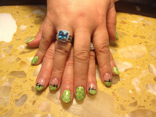 Day Spa «Oasis Nails & Spa», reviews and photos, 1346 Fitzgerald Dr, Pinole, CA 94564, USA
