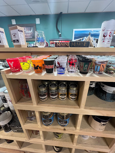 Cafe «Coffee Hound Coffee Bar», reviews and photos, 27 Main St B, Bar Harbor, ME 04609, USA