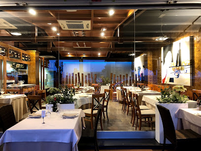 Restaurant Marisqueria Domèstic - Passeig d,Europa, 2, 08397 Pineda de Mar, Barcelona, Spain