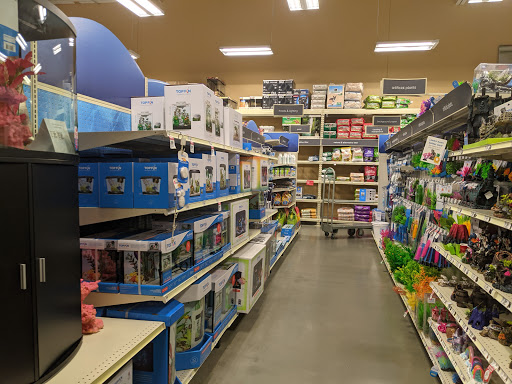 Pet Supply Store «PetSmart», reviews and photos, 9 Highland Common E, Hudson, MA 01749, USA