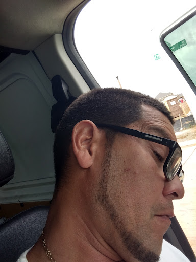 Barber Shop «LEGENDZ CLASSIC BARBER SHOP», reviews and photos, 207 N Center St, Arlington, TX 76011, USA