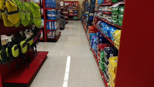 Pet Supply Store «Petco Animal Supplies», reviews and photos, 2541 NW Arterial, Dubuque, IA 52002, USA