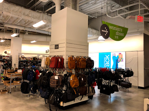 Department Store «Nordstrom Rack Skyview Center», reviews and photos, 4024 College Point Blvd, Flushing, NY 11354, USA