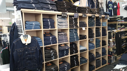Uniform Store «L B Fashion Warehouse», reviews and photos, 2519 Long Beach Blvd, Long Beach, CA 90806, USA