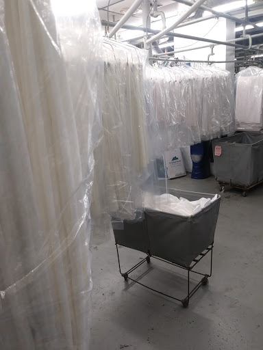 Dry Cleaner «Ocean State Laundry», reviews and photos, 232 W Main Rd, Middletown, RI 02842, USA