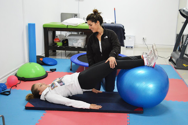 Horarios de Kinehealth Kinesiologia Chicureo