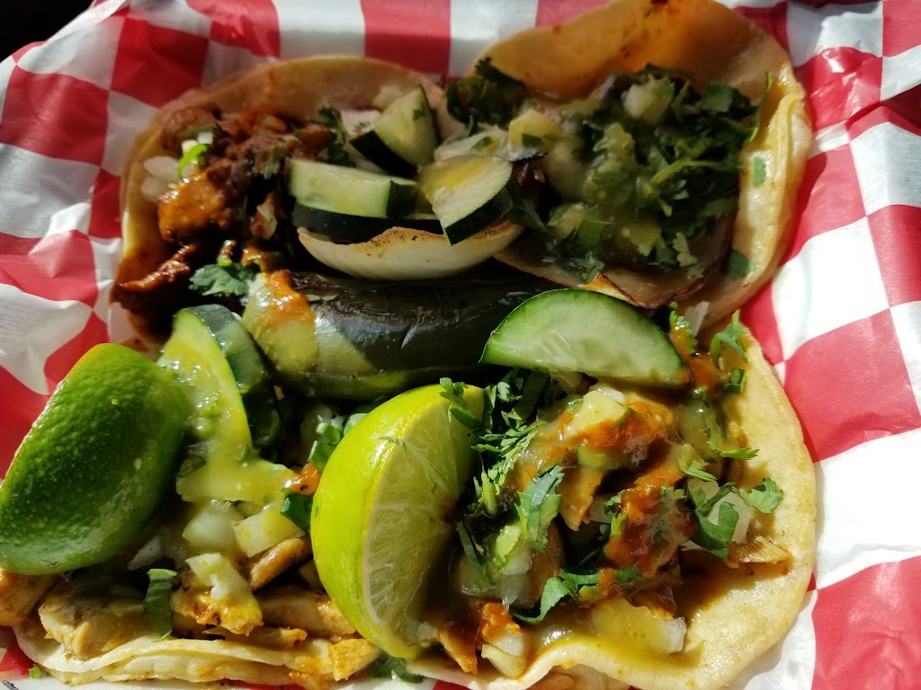 Dos Manos Mexican Food Truck 80301