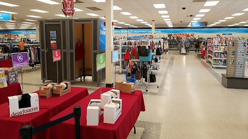 Clothing Store «Ross Dress for Less», reviews and photos, 2128 N 2nd St, Millville, NJ 08332, USA