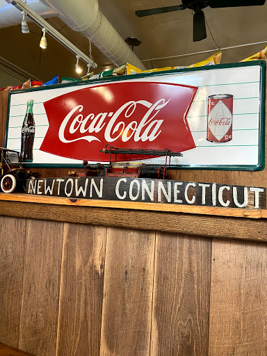 Grocery Store «Newtown General Store», reviews and photos, 43 Main St, Newtown, CT 06470, USA