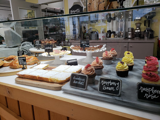 Florist «Classics Flowers and Confections», reviews and photos, 10069 Valley View St, Cypress, CA 90630, USA