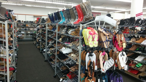 Clothing Store «Burlington Coat Factory», reviews and photos, 22835 Victory Blvd, West Hills, CA 91307, USA