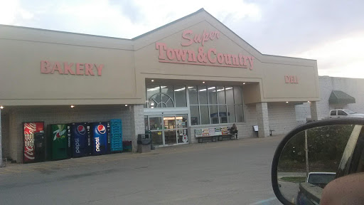 Grocery Store «Town & Country Supermarket», reviews and photos, US-160, Doniphan, MO 63935, USA