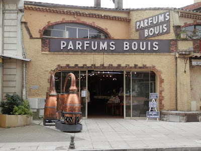 JEAN BOUIS Créateur Parfumeur à Vallauris