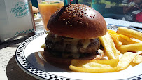Hamburger du Restaurant américain Tommy's Diner Café à Sainte-Marie - n°20