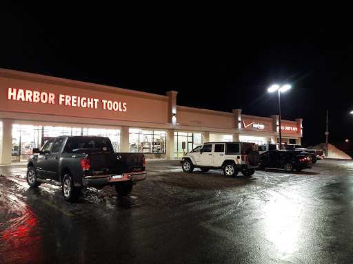 Hardware Store «Harbor Freight Tools», reviews and photos, 356 S Broadway STE 3, Salem, NH 03079, USA