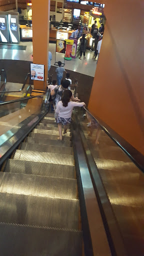 Shopping Mall «The Promenade at Howard Hughes Center», reviews and photos, 6081 Center Dr, Los Angeles, CA 90045, USA