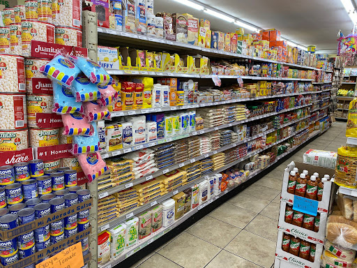 Grocery Store «Fiesta Tropical Market», reviews and photos, 547 E Bridgers Ave, Auburndale, FL 33823, USA