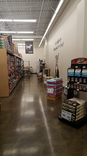 Pet Supply Store «Pet Supplies Plus», reviews and photos, 1970 Portage Trail, Cuyahoga Falls, OH 44223, USA