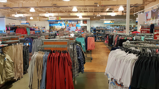 Sportswear Store «Columbia Sportswear Outlet Store at Seattle Premium Outlets», reviews and photos, 10600 Quil Ceda Blvd #920, Tulalip, WA 98271, USA