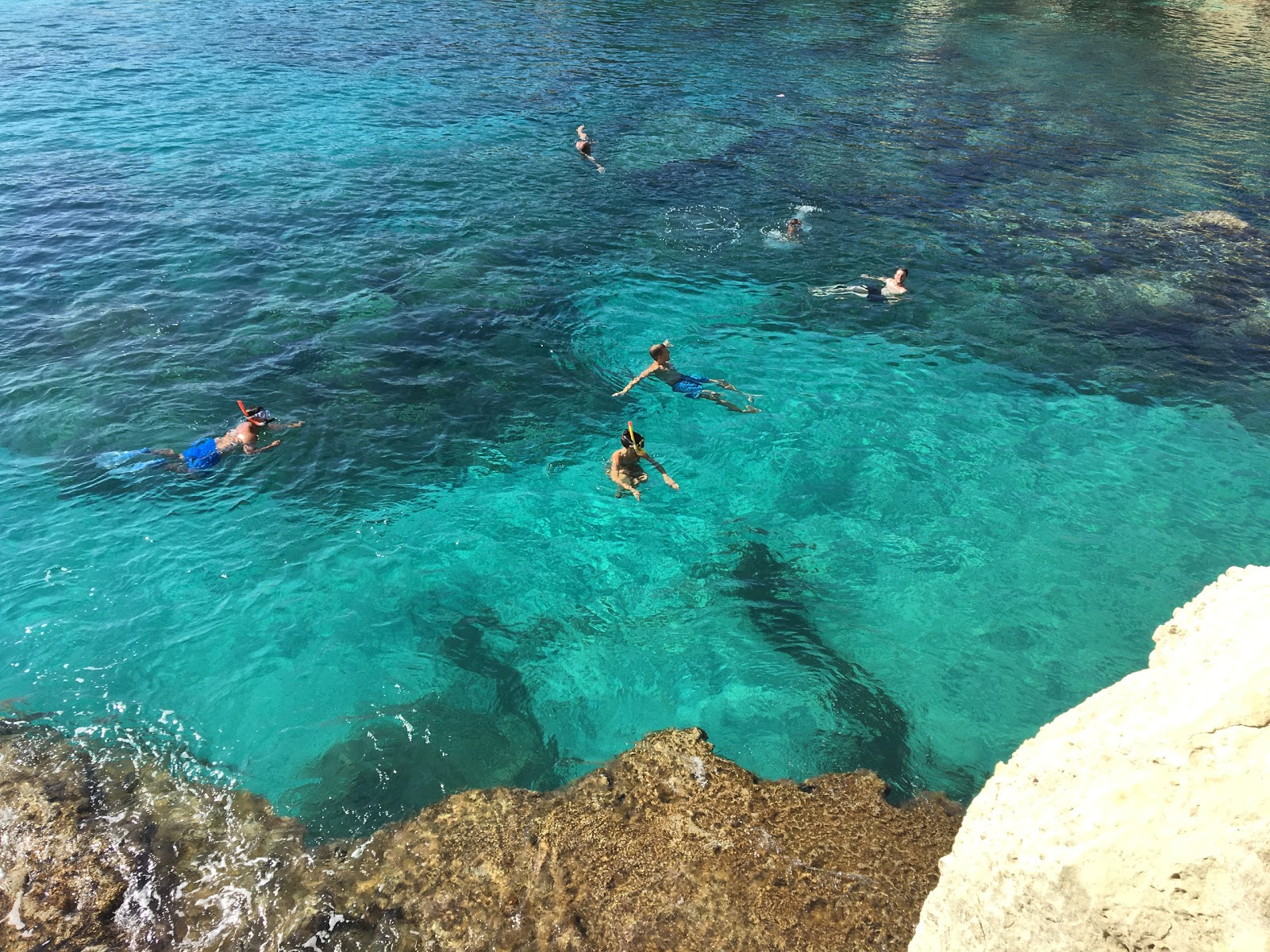 Sea Caves'in fotoğrafı çok temiz temizlik seviyesi ile
