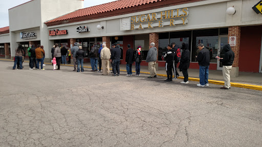 Shopping Mall «Lynn Plaza Shopping Center», reviews and photos, 520-600 W Dundee Rd, Wheeling, IL 60090, USA