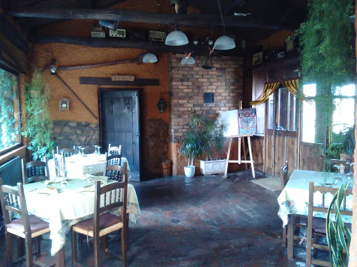 Información y opiniones sobre Restaurante Casa Remis de Fontanos De Torío