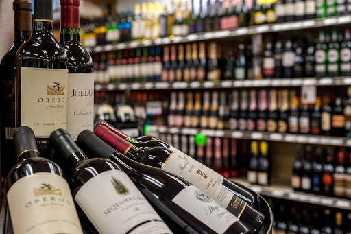 Cigar Shop «Grog Shop», reviews and photos, 2485 Periwinkle Way, Sanibel, FL 33957, USA