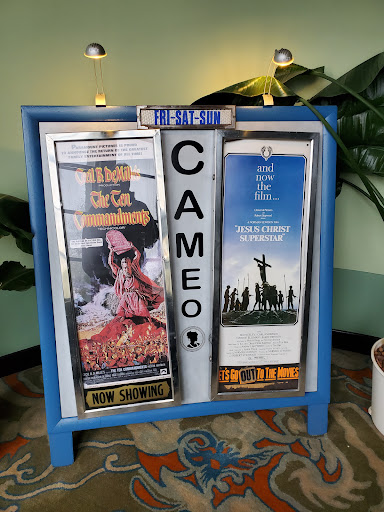 Movie Theater «Cameo Theatre», reviews and photos, 304 E 1st St, Newberg, OR 97132, USA