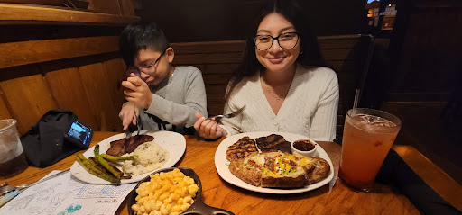 Shopping Mall «Sunrise Plaza Shopping Center», reviews and photos, 656 Wellwood Ave, Lindenhurst, NY 11757, USA