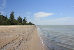 Foto von Bo Nok Beach mit lange, gerade küste