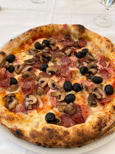 ZENITH - Ristorante pizzeria enoteca in Iglesias, Provincia del Sud Sardegna