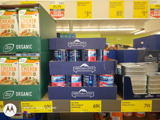 Supermarket «ALDI», reviews and photos, 6415 Troost Ave, Kansas City, MO 64131, USA