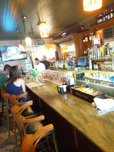 Restaurant «Whitebrier Restaurant», reviews and photos, 260 20th St, Avalon, NJ 08202, USA