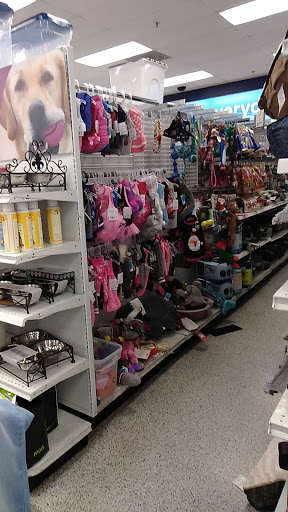 Clothing Store «Ross Dress for Less», reviews and photos, 2113 W Lincoln St, Harlingen, TX 78552, USA