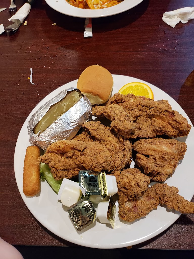 American Table Family Restaurant 47586
