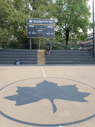 Park «Holcombe Rucker Park», reviews and photos, 280 W 155th St, New York, NY 10039, USA