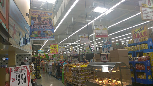 Grocery Store «Superior Grocers», reviews and photos, 11202 Crenshaw Blvd, Inglewood, CA 90303, USA