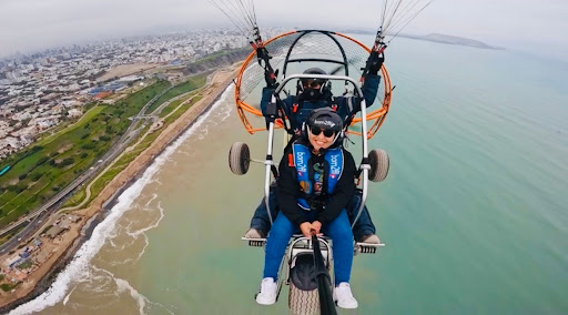 BORN2FLY PERU Parapente costa Verde Lima