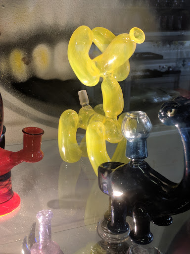 Tobacco Shop «Empire Smoke Shop», reviews and photos, 2139 Doolittle Dr, San Leandro, CA 94577, USA