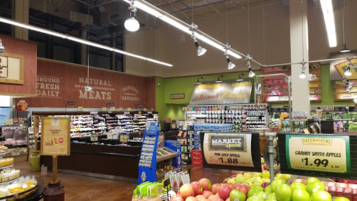 Grocery Store «Fresh Thyme Farmers Market- 82nd», reviews and photos, 4225 E 82nd St, Indianapolis, IN 46250, USA