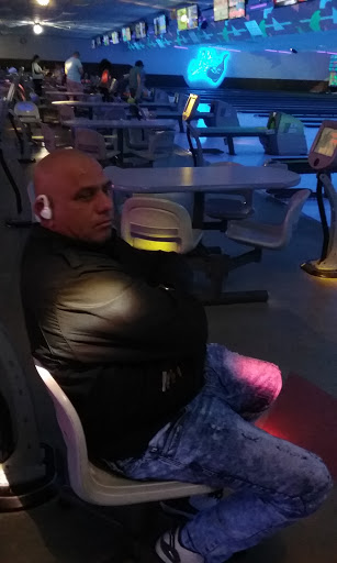 Bowling Alley «Pin Chasers Veterans», reviews and photos, 5555 W Hillsborough Ave, Tampa, FL 33634, USA