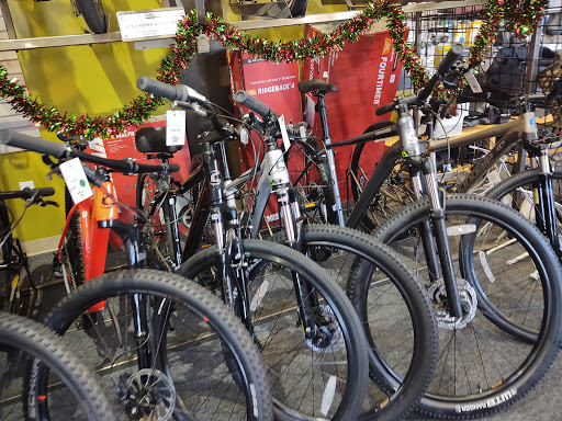 Sporting Goods Store «Evolve Bicycles», reviews and photos, 13 Blake Blvd, Celebration, FL 34747, USA