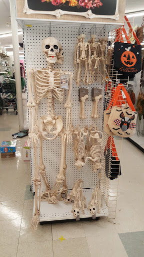 Fabric Store «Jo-Ann Fabrics and Crafts», reviews and photos, 580 Old Country Rd, Westbury, NY 11590, USA