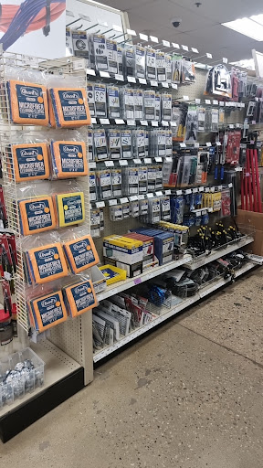 Hardware Store «Harbor Freight Tools», reviews and photos, 940 W Dundee Rd, Arlington Heights, IL 60004, USA